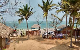 Silver Sands Beach Cottages